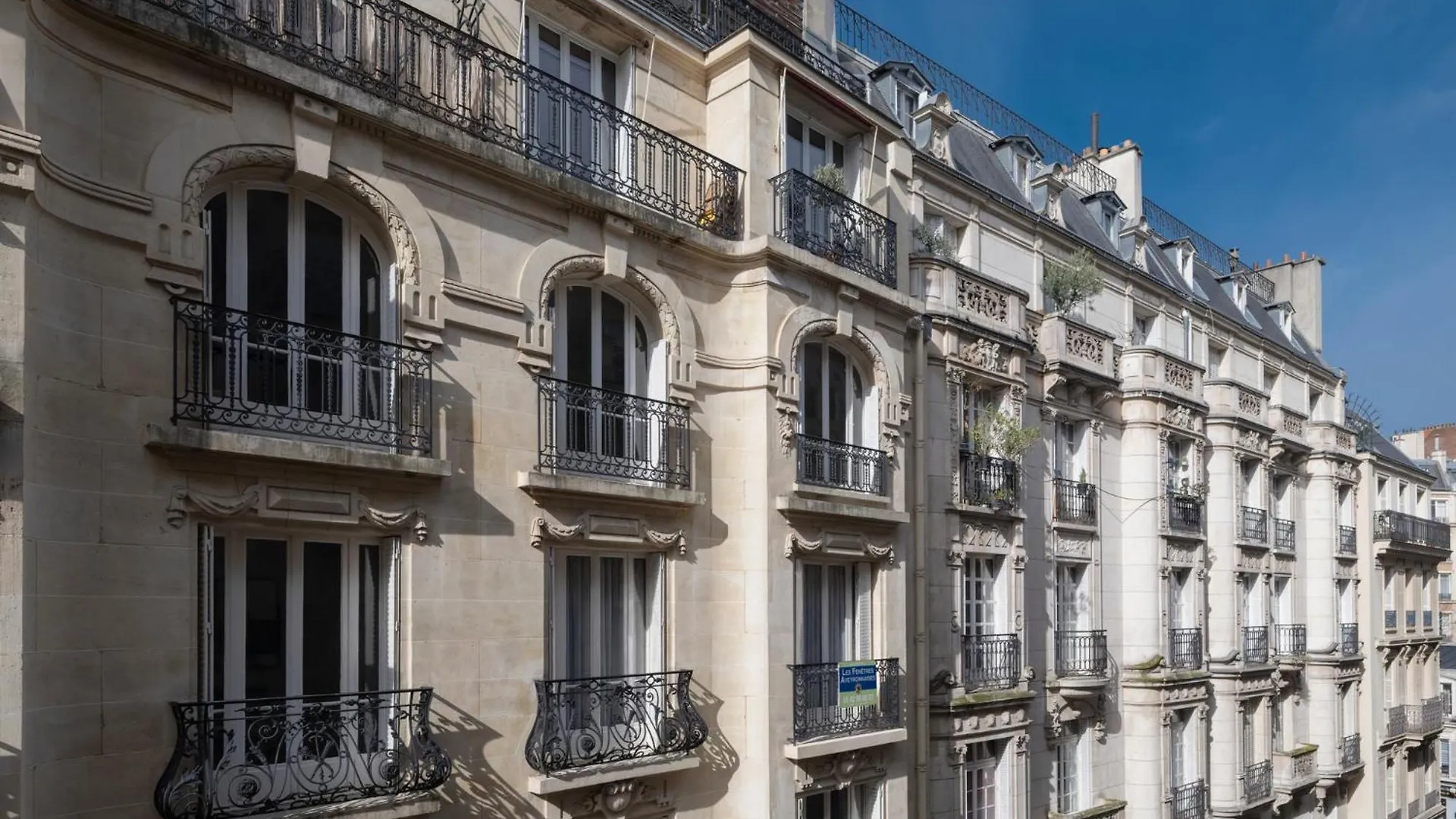 Apartment Center Trocadero